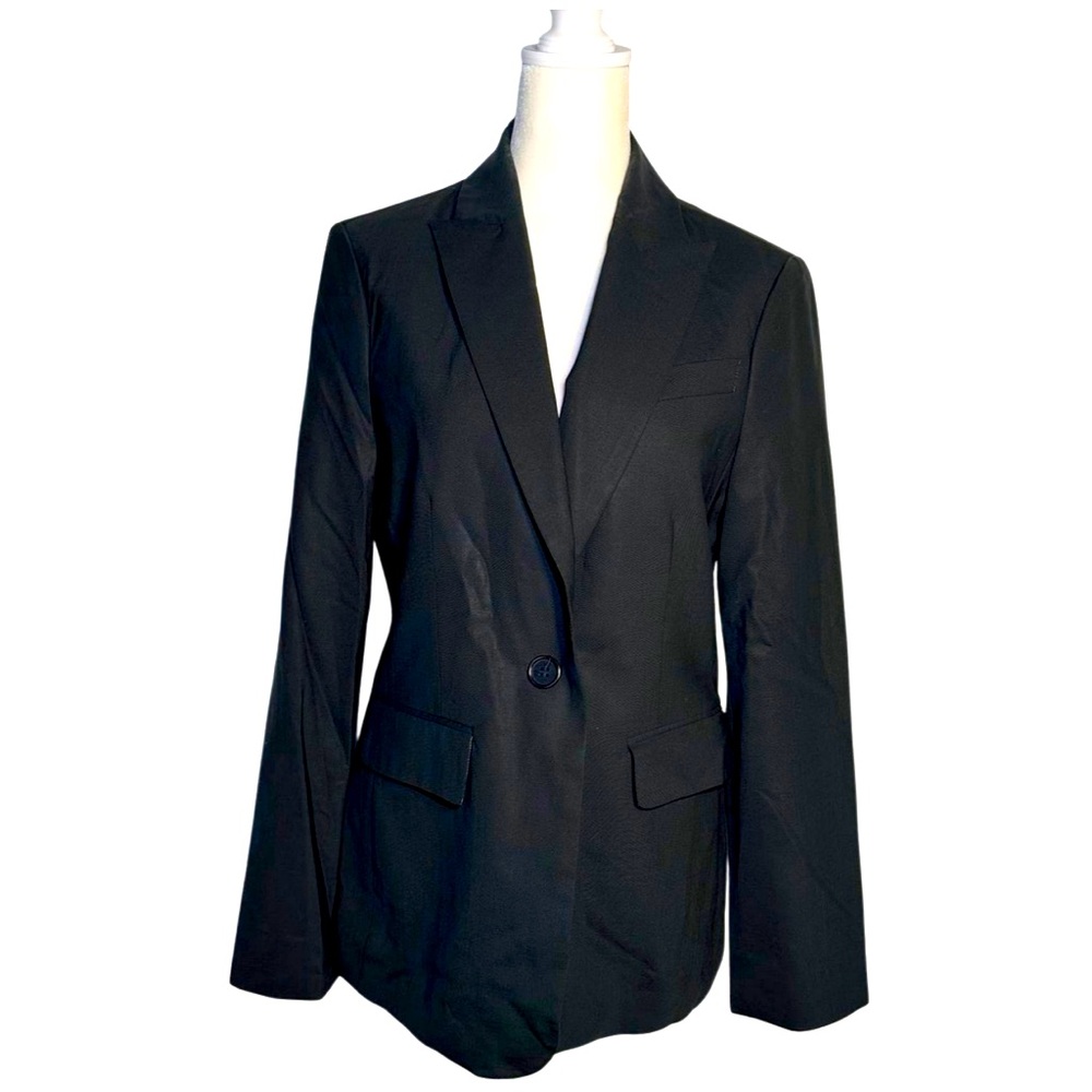 BCBGMAXAZRIA “Martin’s” One Button Blazer in Black Women’s Size Medium